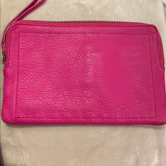 GAP Handbags - GAP Fuchsia Leather Pouch Wallet Wristlet